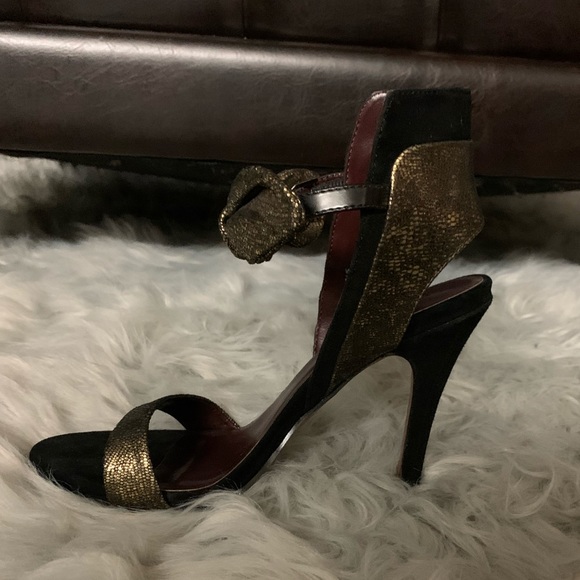 Brand new Report heels with a bow closure - Picture 4 of 6